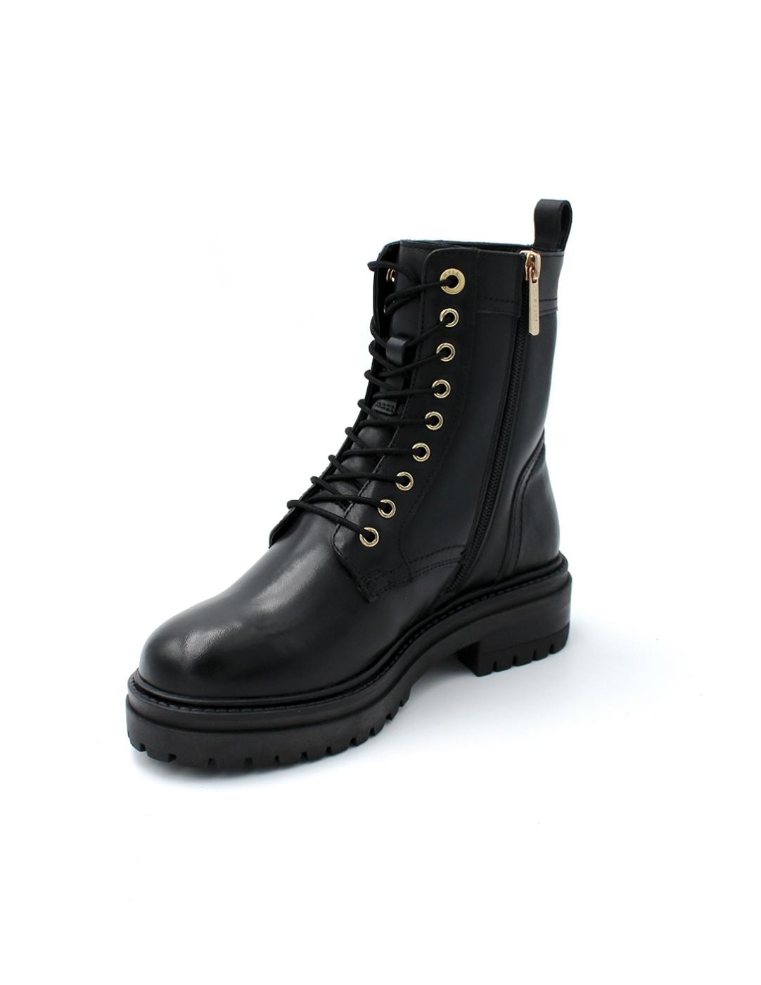 Botín Militar Piel Carmela 161780 Negro Mujer