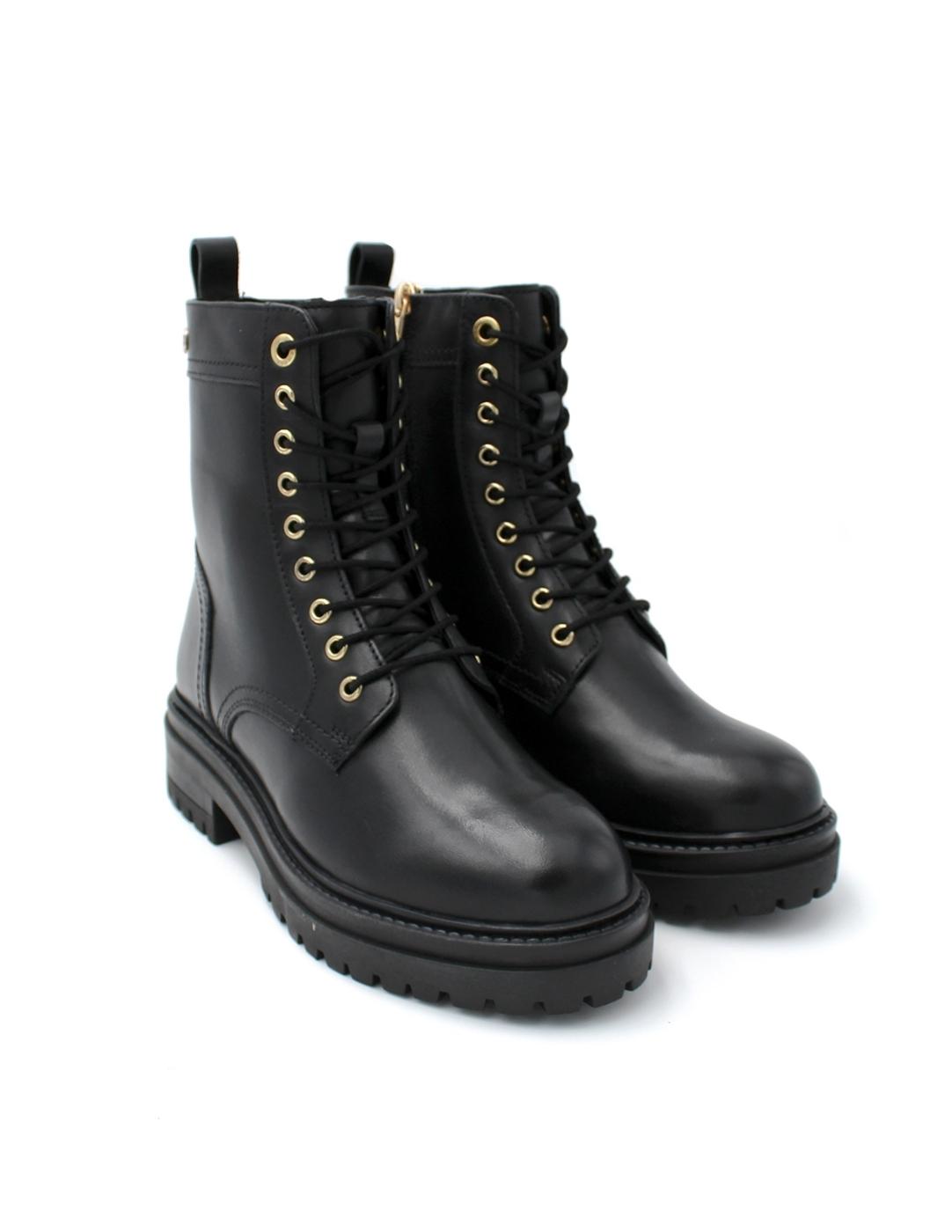 Botín Militar Piel Carmela 161780 Negro Mujer