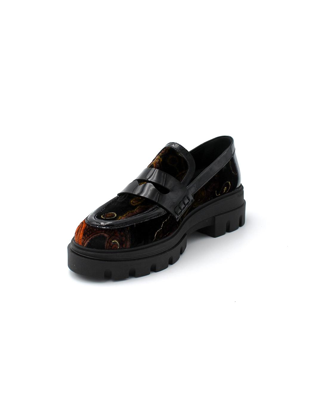 Mocasín Track Estampado Dansi 6782 Negro Mujer