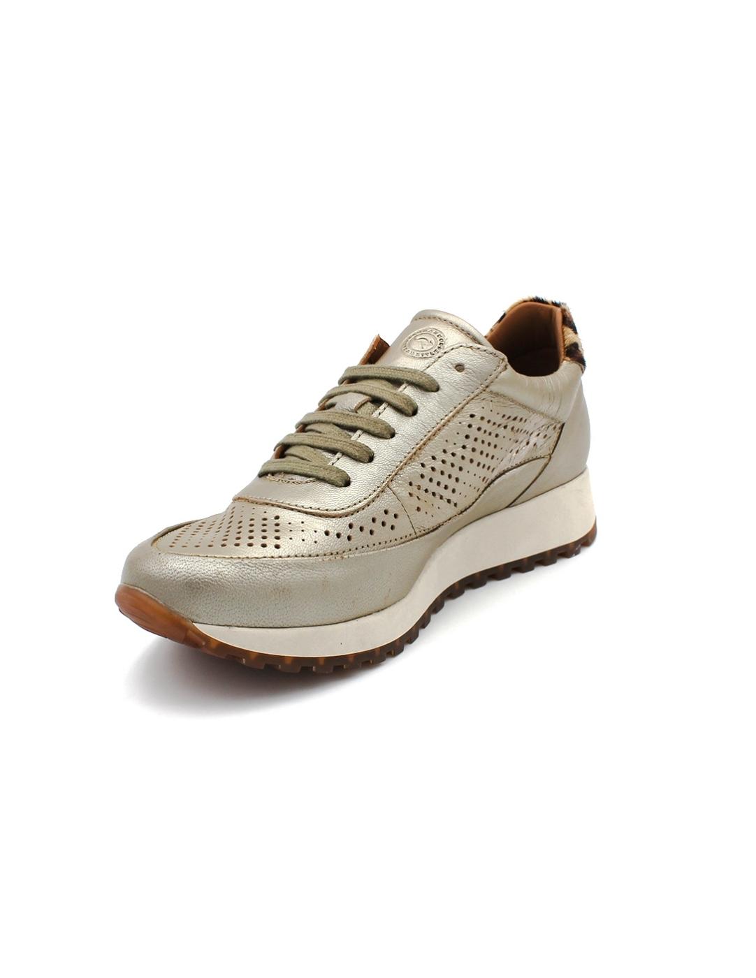 Deportiva KANGAROOS Dorado/Leopardo Mujer.