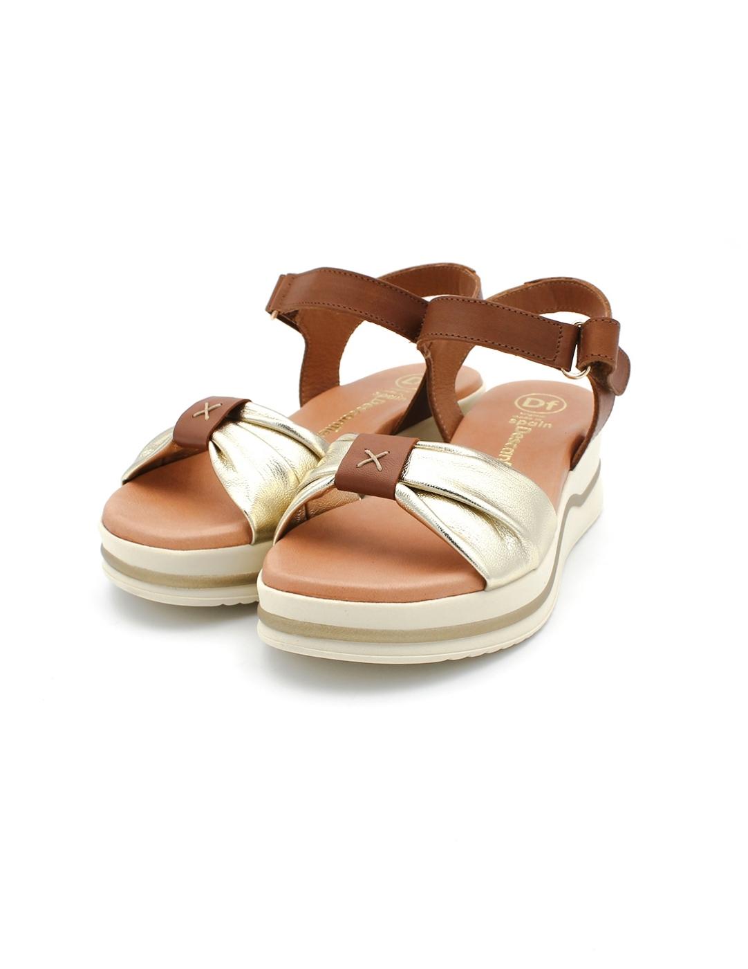 Sandalia Plataforma DESCANFLEX 25437 Platino/Cuero Mujer.