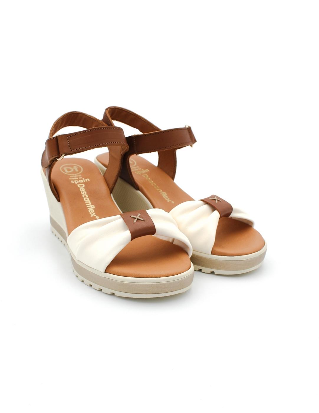 Sandalia Cuña DESCANFLEX 25437 Natural/Cuero Mujer.