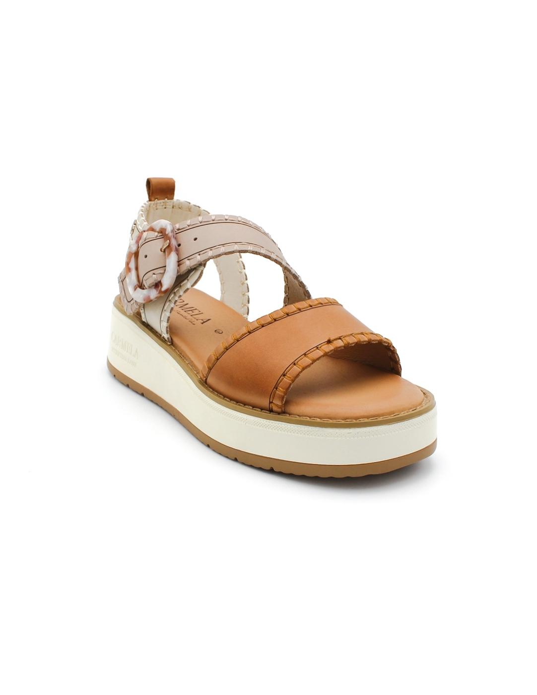 Sandalia CARMELA 162247 Cámel Bicolor Mujer.