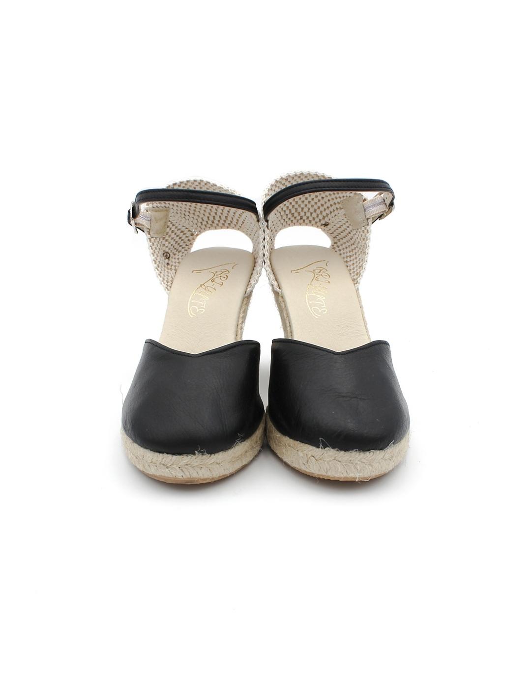 Alpargata Cerrada BRI-YUTE Corazón Negra Mujer.