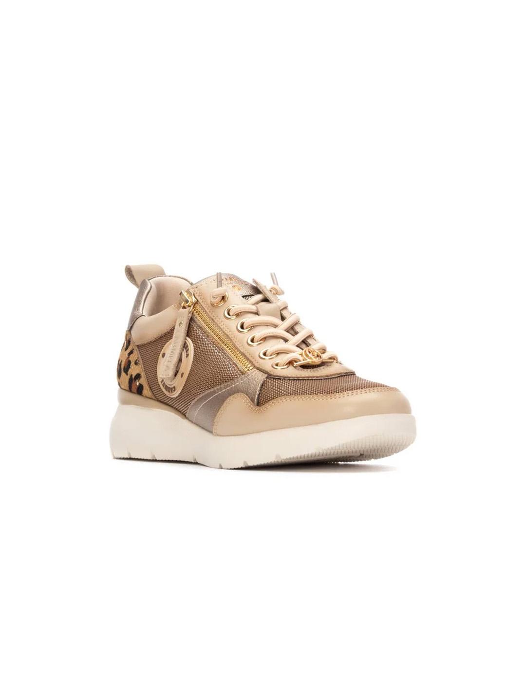 Zapatillas Carmela 162513 Beige/Leopardo Mujer