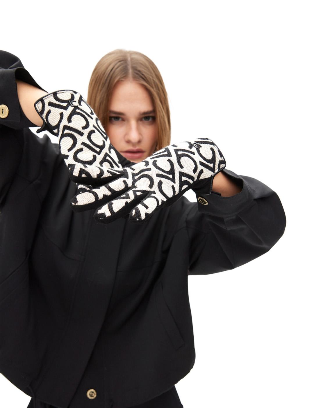 Guante Jacquard Logotipado Lola Casademunt LF2507035 Negro
